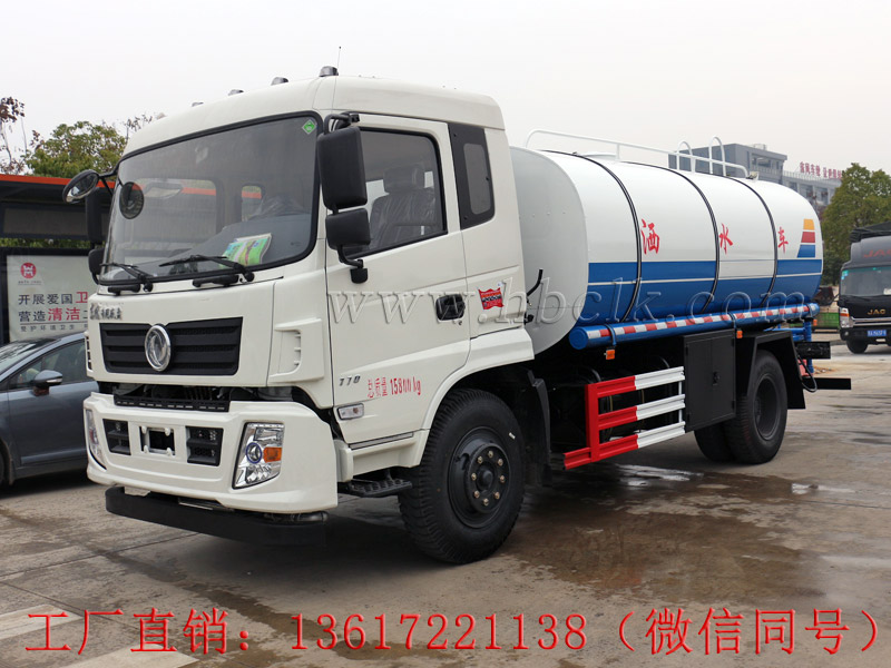 東風(fēng)專(zhuān)底10噸保溫運(yùn)水車(chē)
