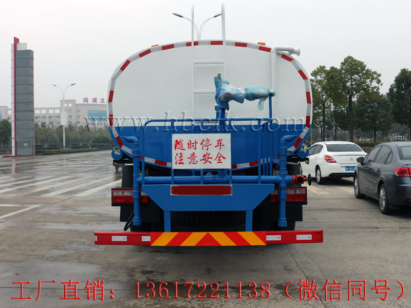 保溫運(yùn)水車(chē)后部圖片